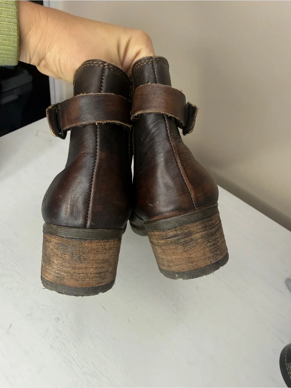 Born leather boots
